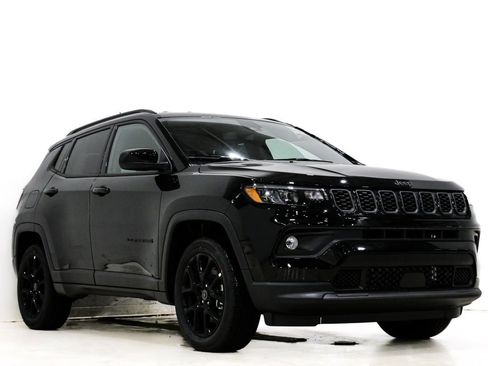 New 2026 Jeep Compass Latitude image 1