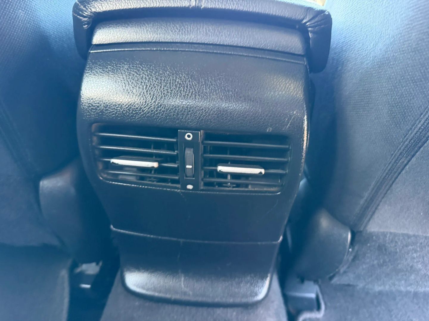 Used 2015 Honda Crosstour EX image 19