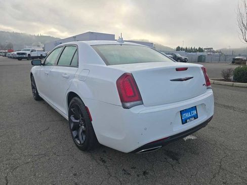 Used 2023 Chrysler 300 S image 3