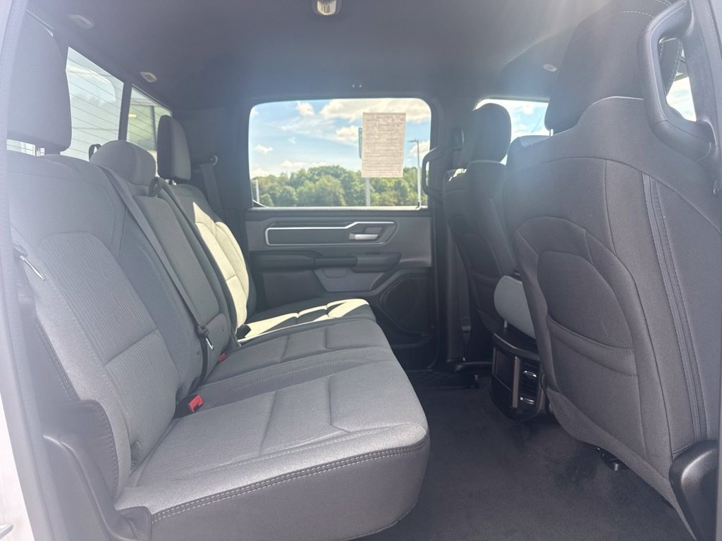 Used 2022 RAM 1500 Big Horn AWD/4WD image 16
