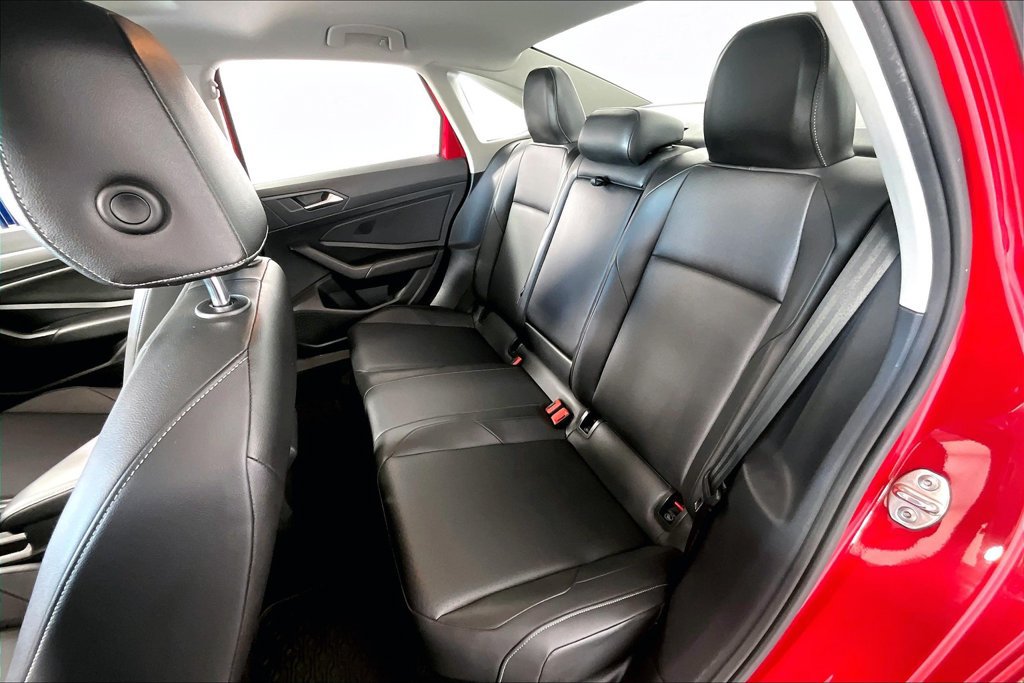Used 2019 Volkswagen Jetta SE FWD image 25