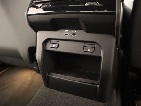 New 2026 BMW i5 eDrive40 w/ M Sport Package AWD/4WD image 15