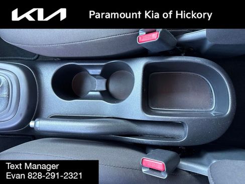Used 2012 Kia Soul FWD image 23