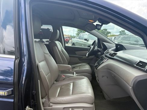 Used 2014 Honda Odyssey Touring image 12