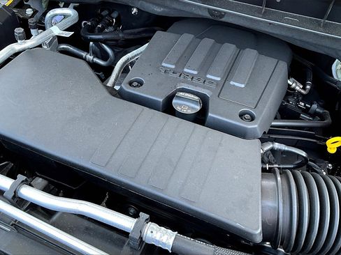 Used 2025 GMC Sierra 1500 Pro w/ Pro Value Package image 28