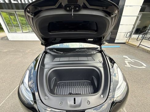 Used 2022 Tesla Model Y Performance AWD/4WD image 26