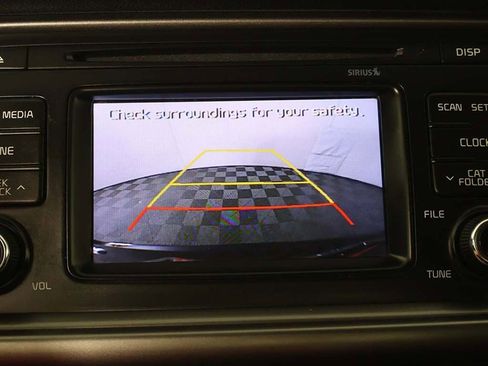 Used 2017 Kia Optima LX FWD image 37