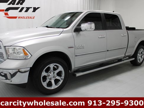 Used 2017 RAM 1500 Laramie w/ Convenience Group AWD/4WD image 1