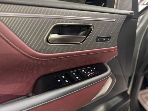 Used 2025 INFINITI QX80 Autograph w/ Premium Cargo Package image 17