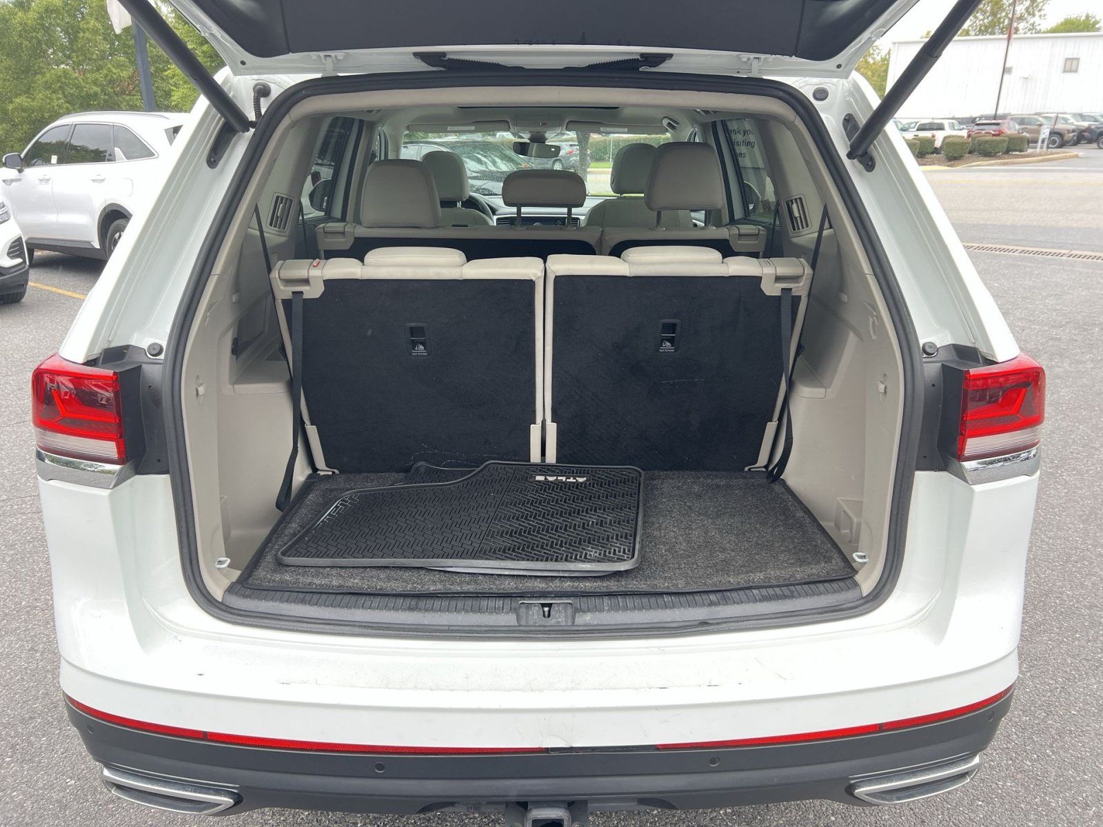 Used 2021 Volkswagen Atlas SEL Premium AWD/4WD image 27