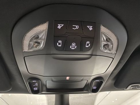 New 2026 Chrysler Pacifica Limited w/ S Appearance Package AWD/4WD image 26