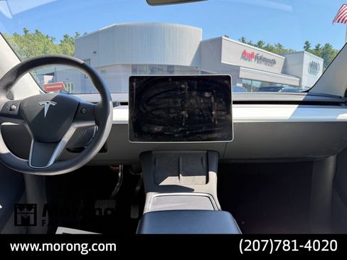 Used 2023 Tesla Model Y Long Range AWD/4WD image 33