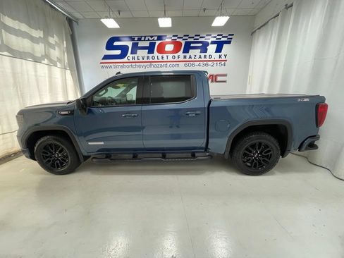 Used 2024 GMC Sierra 1500 Elevation AWD/4WD image 9