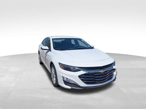 Used 2025 Chevrolet Malibu LT FWD image 5
