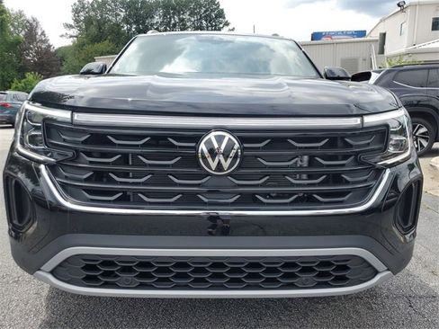 New 2026 Volkswagen Atlas Cross Sport SE image 2