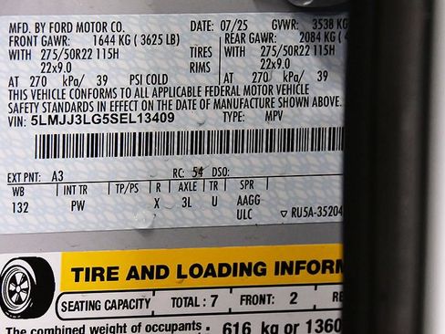Used 2025 Lincoln Navigator L Reserve AWD/4WD image 14
