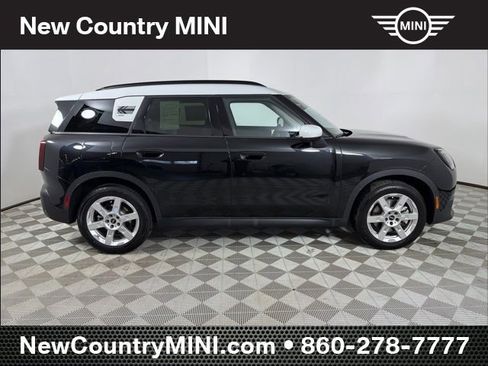 Certified 2025 MINI Cooper Countryman S image 8