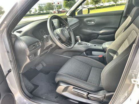 Certified 2024 Honda HR-V Sport image 3