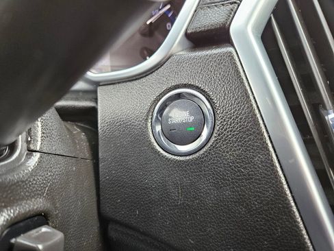 Used 2015 Cadillac SRX Luxury w/ Driver Awareness Package image 25