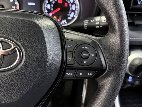 Used 2020 Toyota RAV4 LE w/ All Weather Liner Package image 32