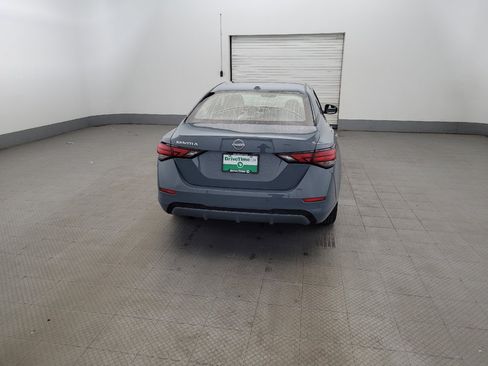 Used 2025 Nissan Sentra SV FWD image 7
