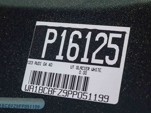 Used 2023 Audi Q4 e-tron Premium Plus RWD image 31