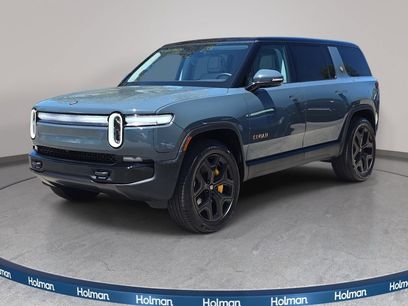 Used 2025 Rivian R1S Premium