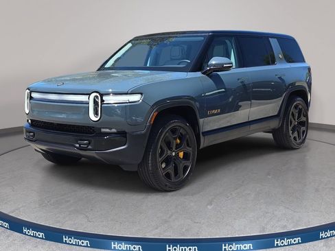 Used 2025 Rivian R1S Premium AWD/4WD image 1