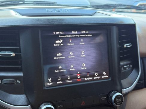Used 2020 RAM 1500 Big Horn AWD/4WD image 32