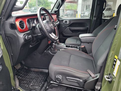 Used 2021 Jeep Wrangler Unlimited Rubicon image 18