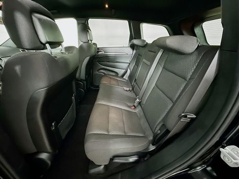 Certified 2021 Jeep Grand Cherokee Laredo w/ Security & Convenience Group image 32