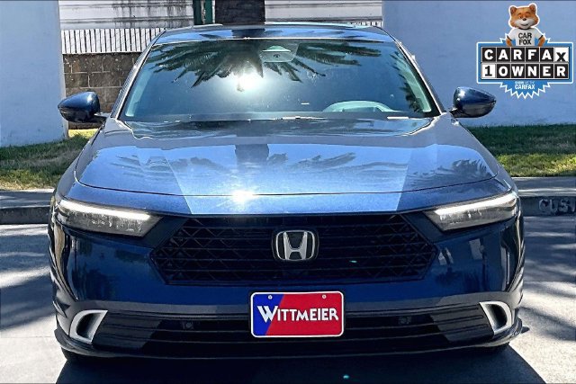 Used 2025 Honda Accord Touring image 3
