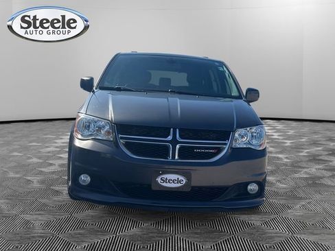Used 2019 Dodge Grand Caravan SXT image 8
