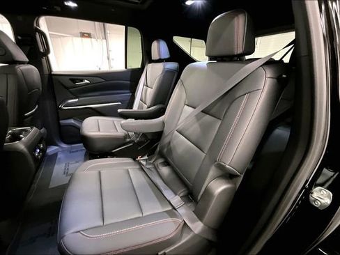 Used 2025 Chevrolet Traverse Z71 AWD/4WD image 26