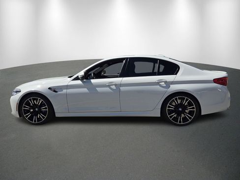 Used 2018 BMW M5 w/ Executive Package image 4