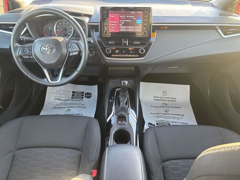 Used 2022 Toyota Corolla SE image 13