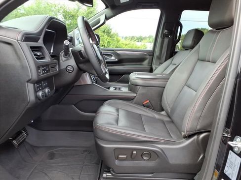 Used 2023 Chevrolet Tahoe RST w/ RST Performance Edition AWD/4WD image 3