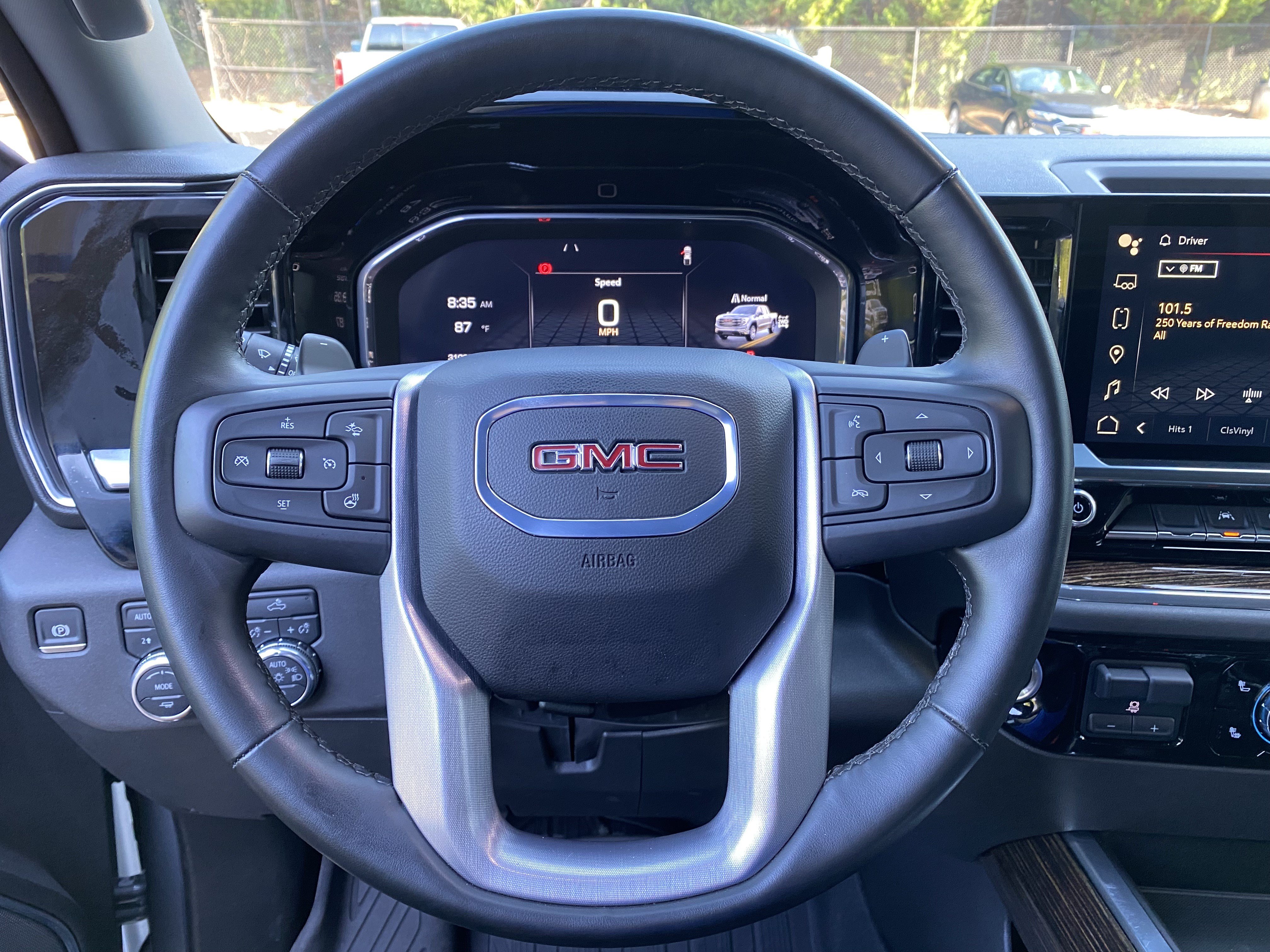 Used 2024 GMC Sierra 1500 Elevation w/ Preferred Package AWD/4WD image 20