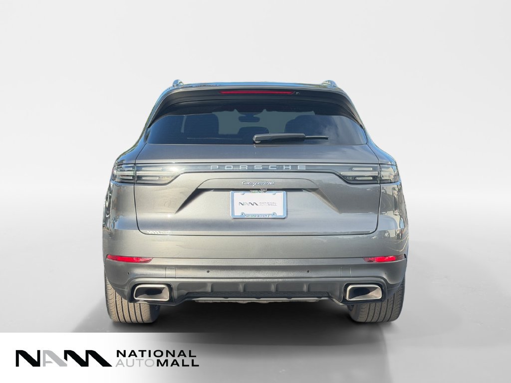 Used 2022 Porsche Cayenne AWD/4WD image 4