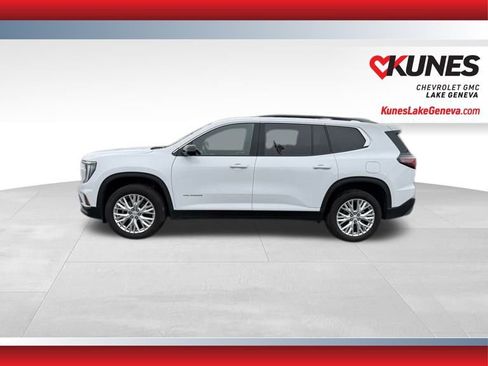 Used 2024 GMC Acadia Elevation image 9