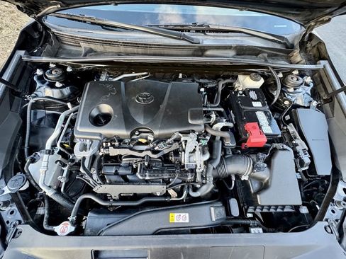 Used 2018 Toyota Camry SE image 23