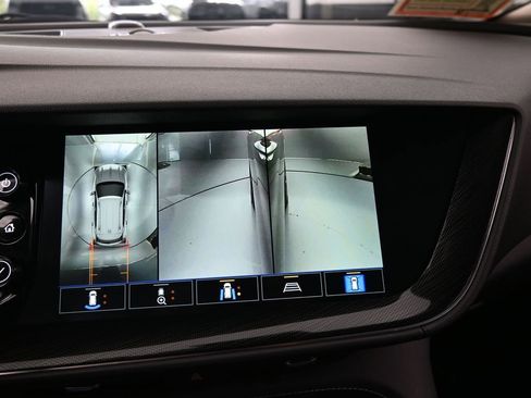 Used 2023 Buick Envision Essence w/ Technology Package I image 24