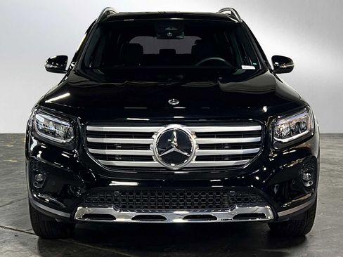 Certified 2025 Mercedes-Benz GLB 250 4MATIC image 8