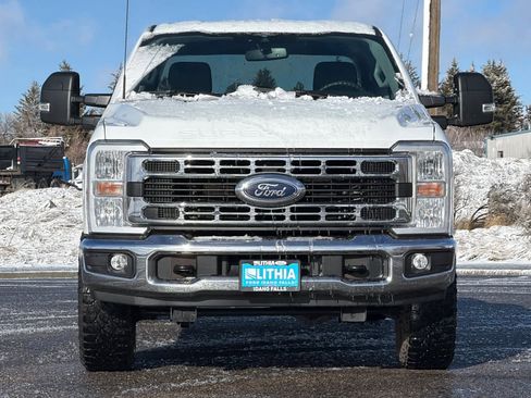Used 2023 Ford F350 XLT w/ FX4 Off-Road Package image 10
