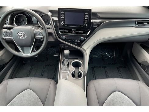 Used 2022 Toyota Camry LE w/ Carpet Mat Package (TMS) image 14