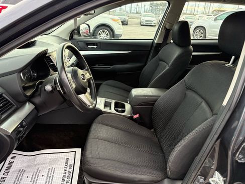 Used 2011 Subaru Outback 2.5i AWD/4WD image 17
