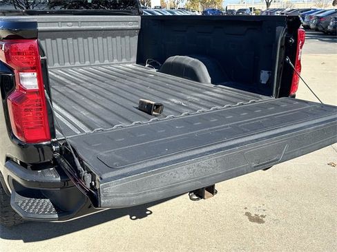 Used 2024 Chevrolet Silverado 2500 Custom w/ Custom Value Package image 31