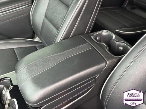 Certified 2025 Buick Enclave Preferred AWD/4WD image 13