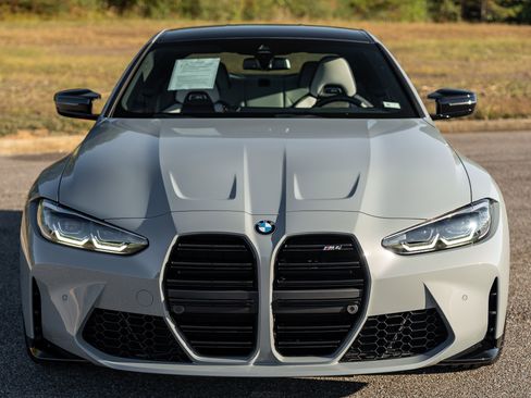 Used 2024 BMW M4 image 13