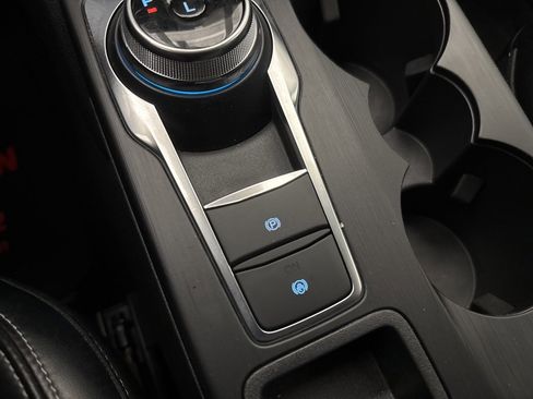 Used 2024 Ford Escape Platinum image 37